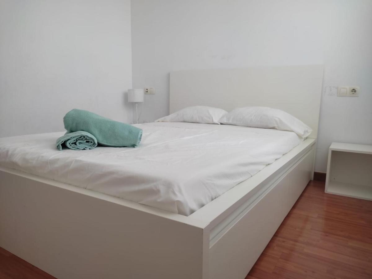 Ap4Us B1 - Apartment For Us - Sightseeing & Beach Near To Barcelona Badalona Exteriér fotografie