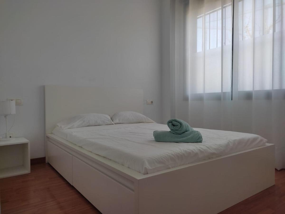 Ap4Us B1 - Apartment For Us - Sightseeing & Beach Near To Barcelona Badalona Exteriér fotografie