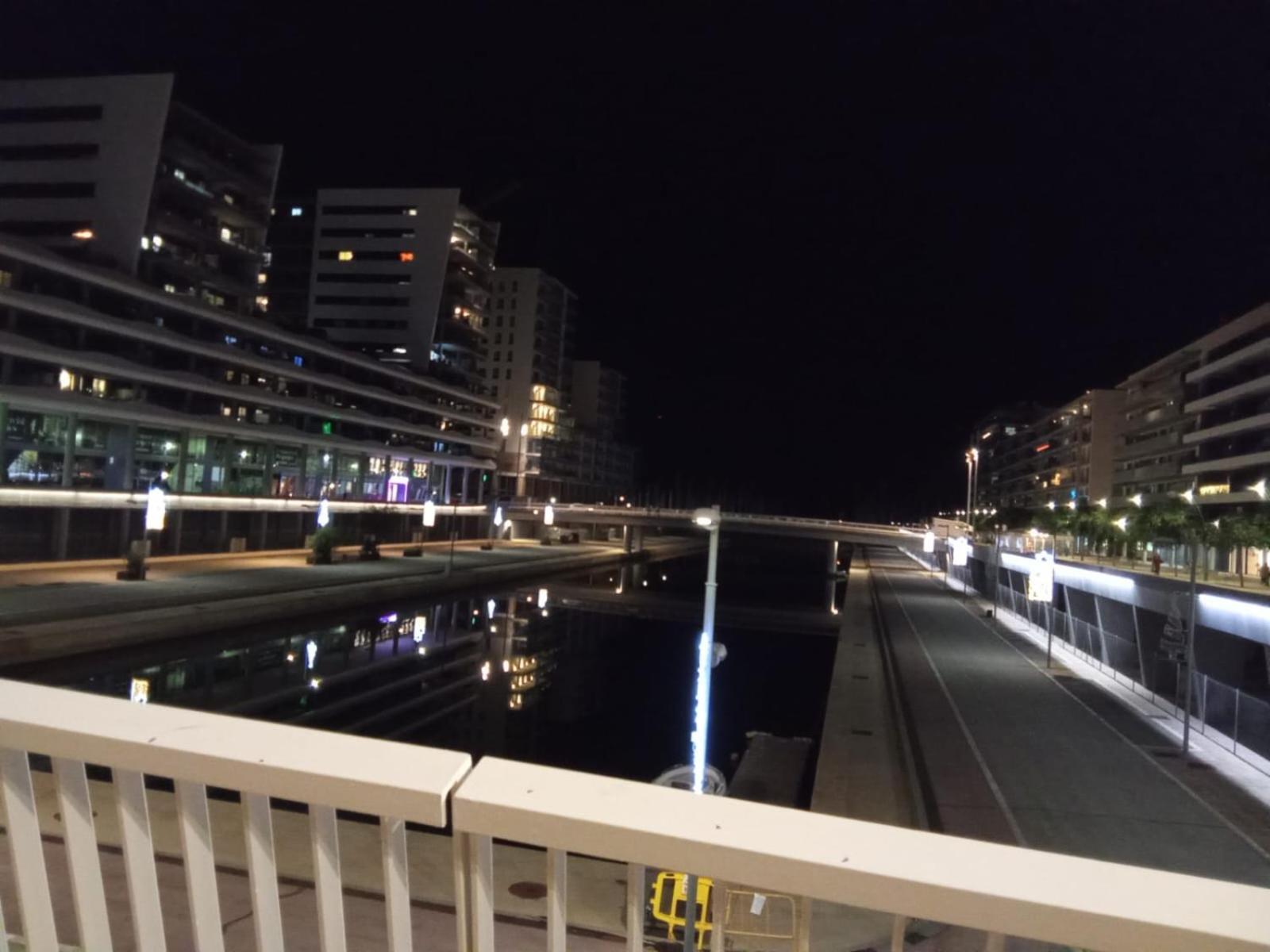 Ap4Us B1 - Apartment For Us - Sightseeing & Beach Near To Barcelona Badalona Exteriér fotografie